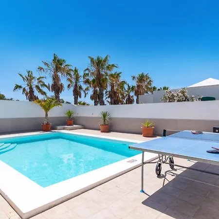 Pacifico By Vila *
