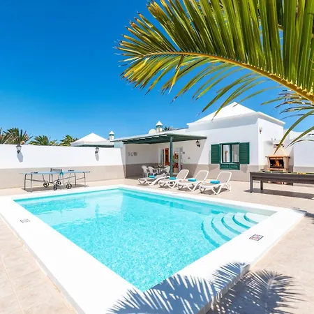 Pacifico By Vila